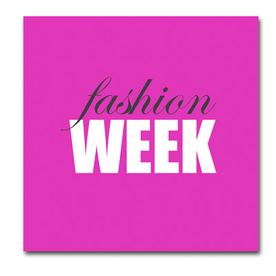 Wichtige Accessoires für die Fashion Week für den Transport von Modekollektionen: Reisesäcke und Kollektionshüllen.
